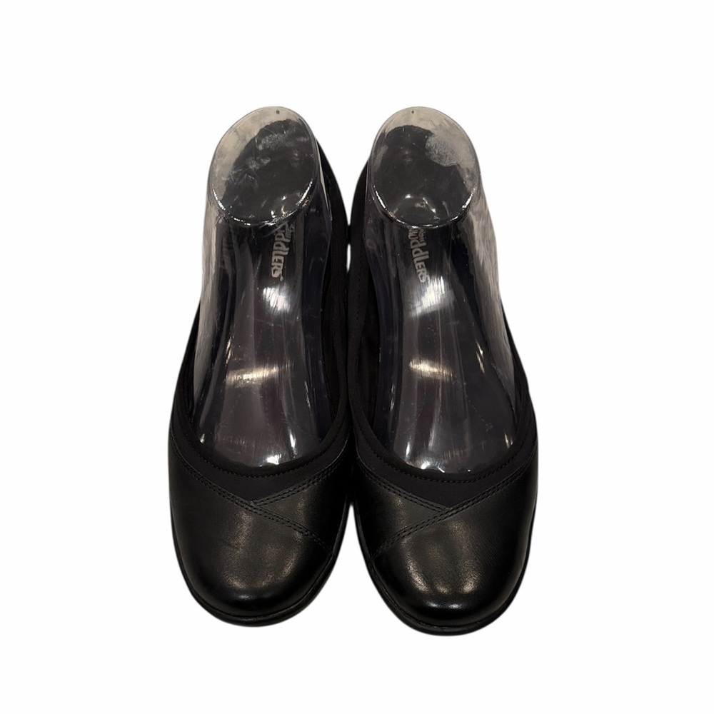 Cobbie Cuddlers Elanor Black Leather Slip-On Flat Comfort Shoe Sz 7W